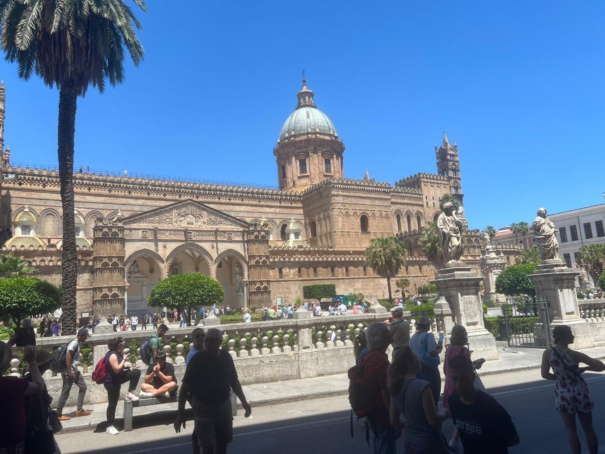 Noble Suite Palermo Exterior photo